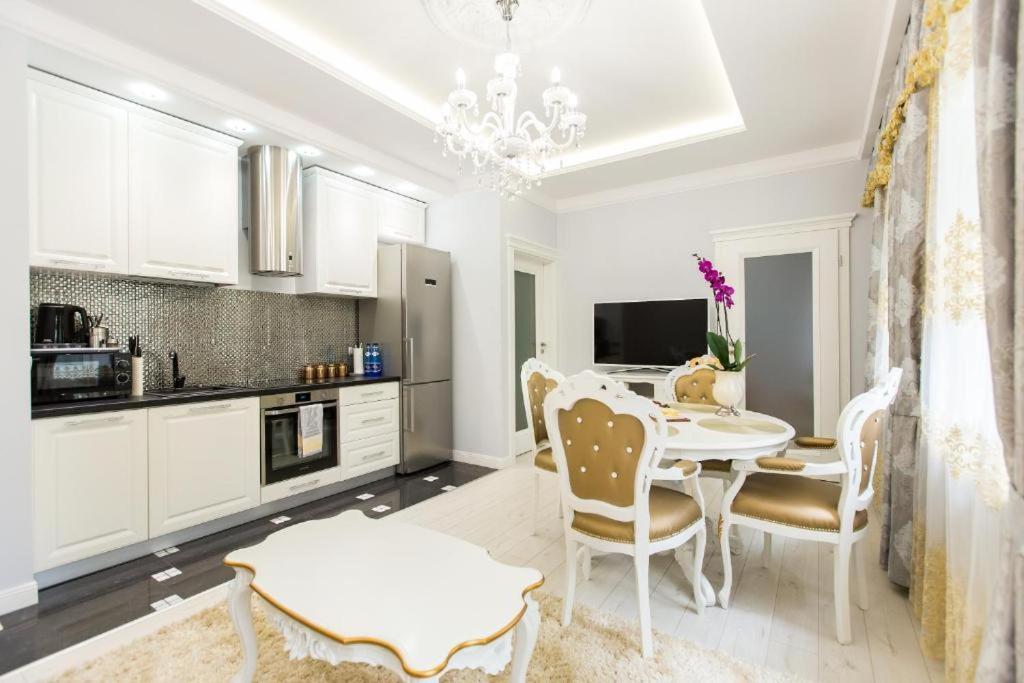 Pk Apartments-Lipowa Street-Center 比亚韦斯托克 外观 照片