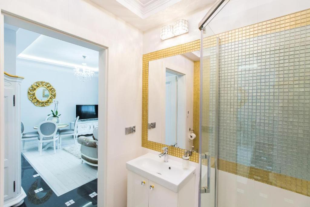 Pk Apartments-Lipowa Street-Center 比亚韦斯托克 外观 照片