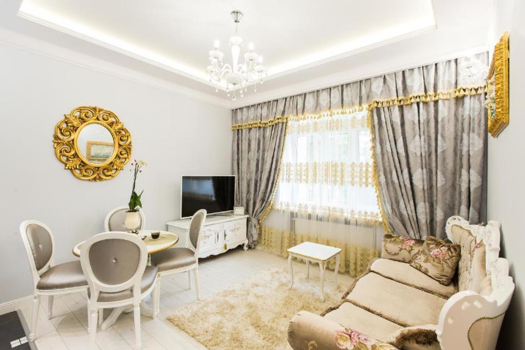 Pk Apartments-Lipowa Street-Center 比亚韦斯托克 外观 照片