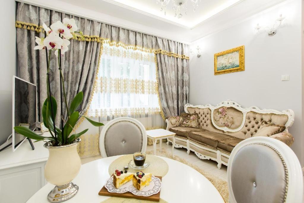 Pk Apartments-Lipowa Street-Center 比亚韦斯托克 外观 照片